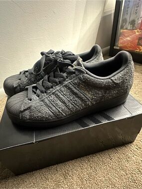 adidas Grey Suede Superstar